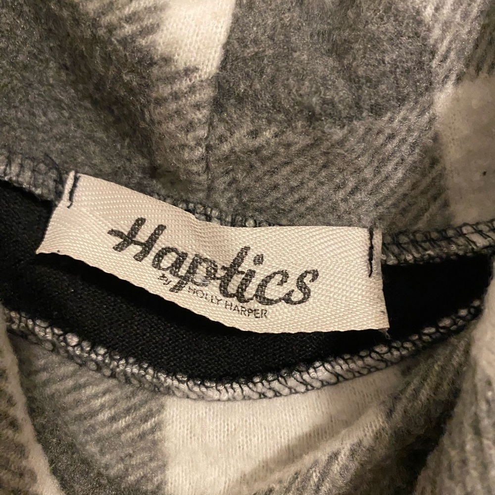 Haptics Black and Buffalo check sleeves - Picture 6 of 6